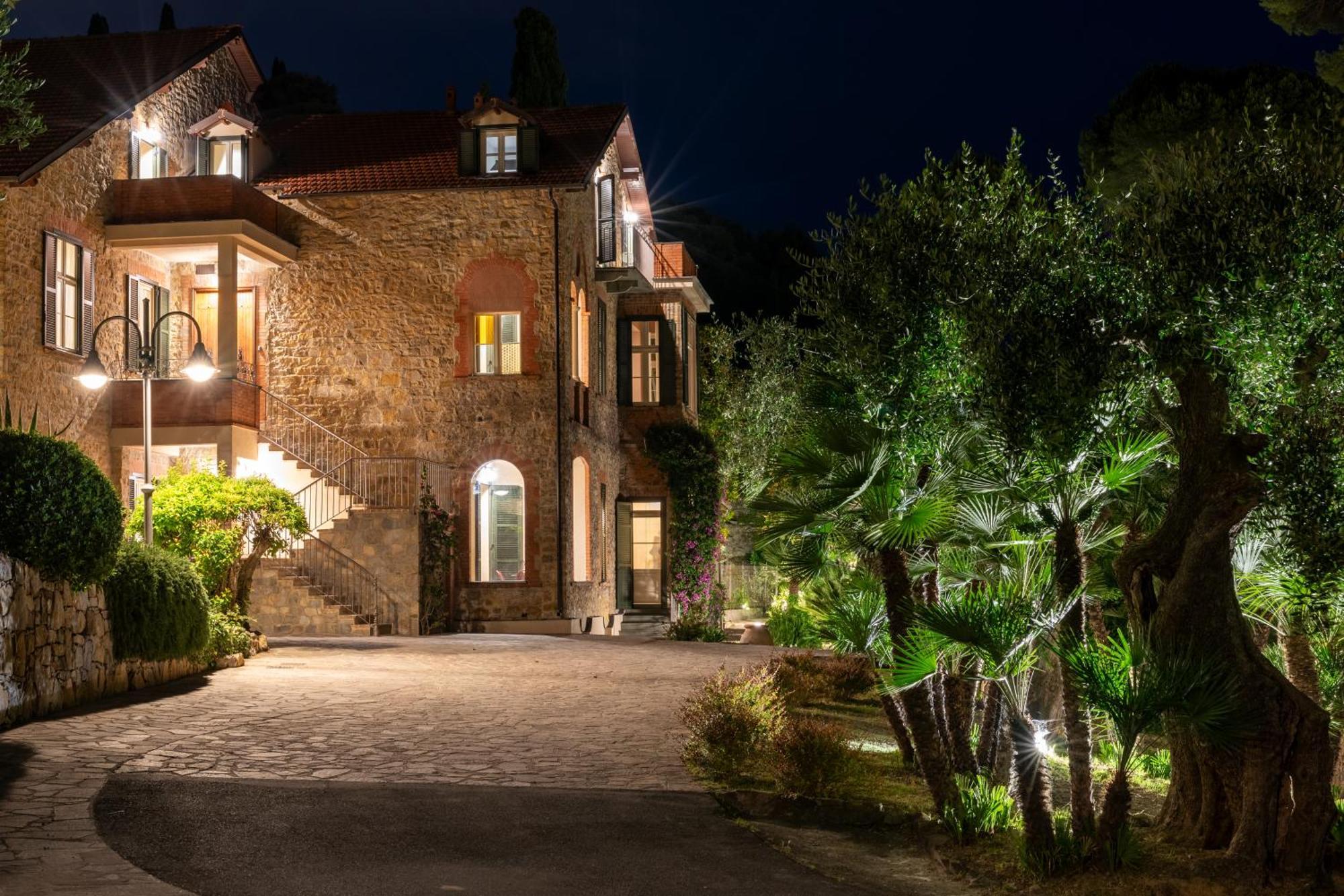 Villa Rappis Империа Екстериор снимка