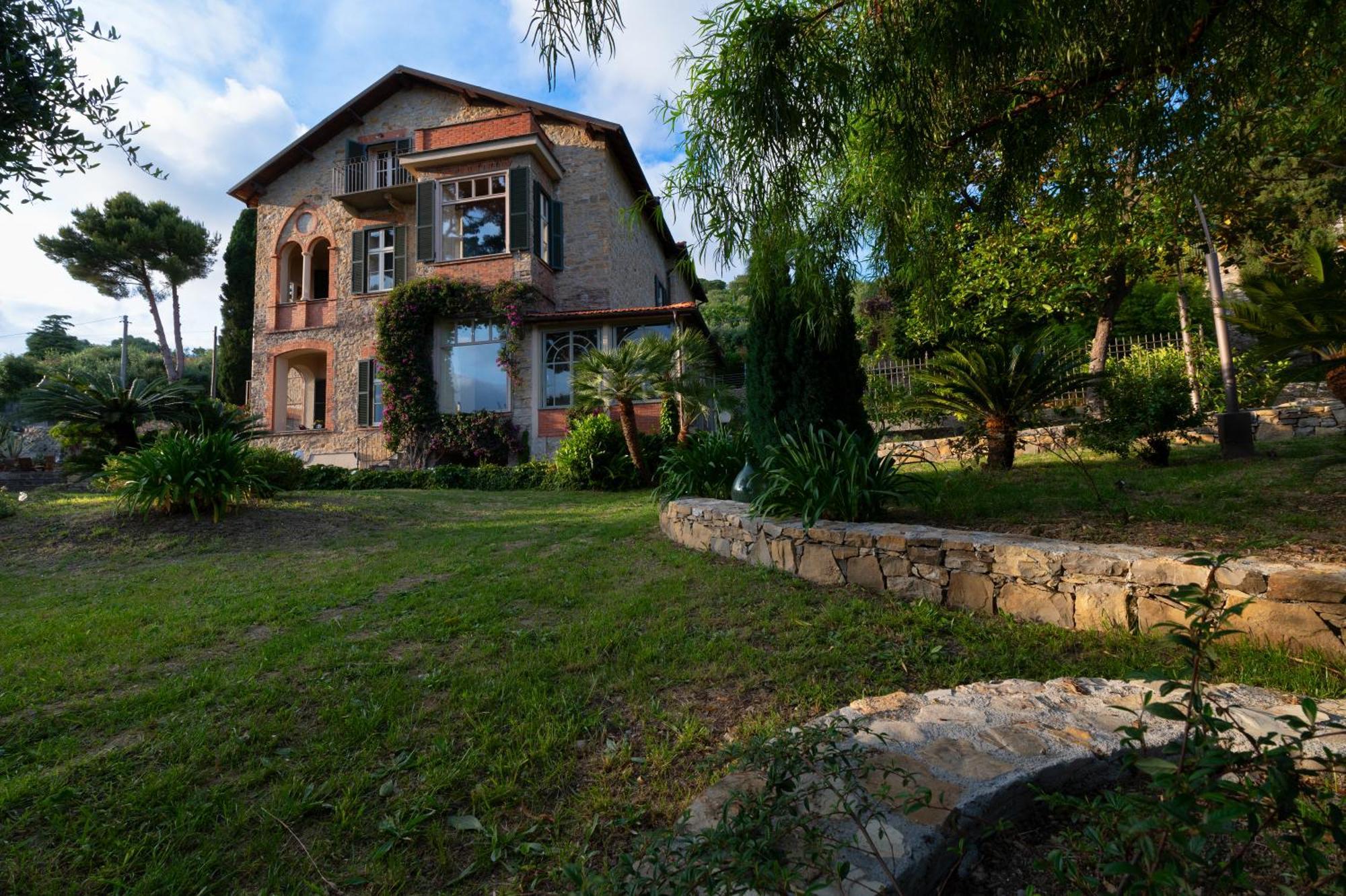 Villa Rappis Империа Екстериор снимка