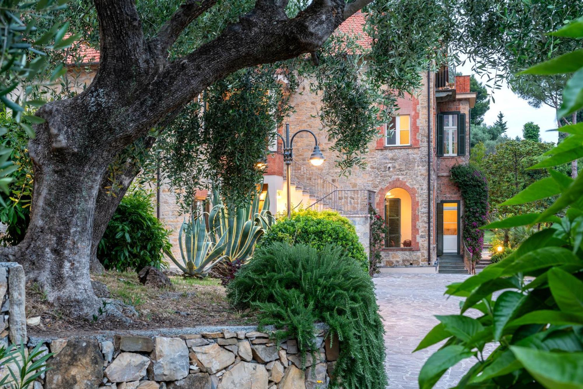 Villa Rappis Империа Екстериор снимка