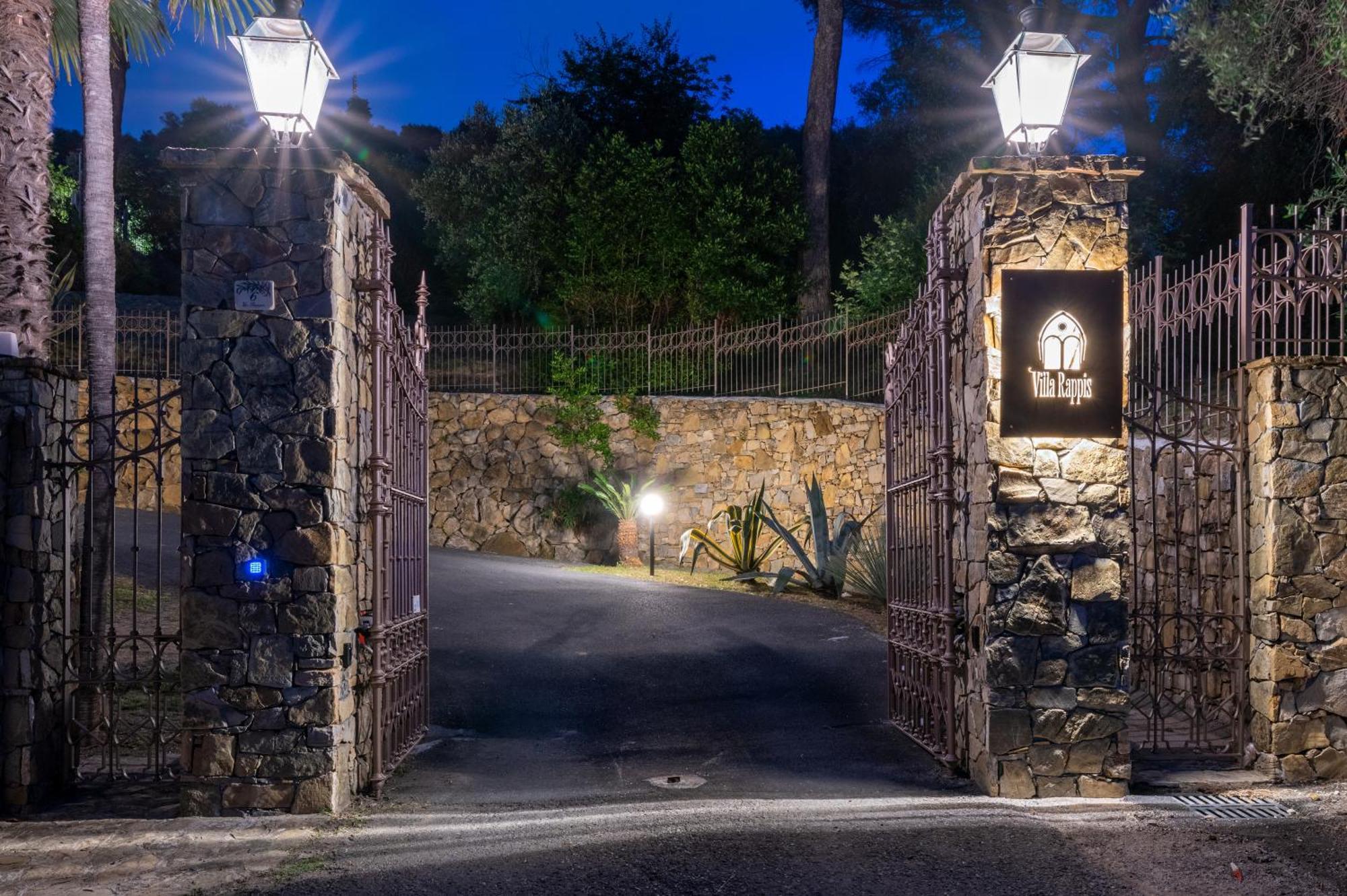 Villa Rappis Империа Екстериор снимка